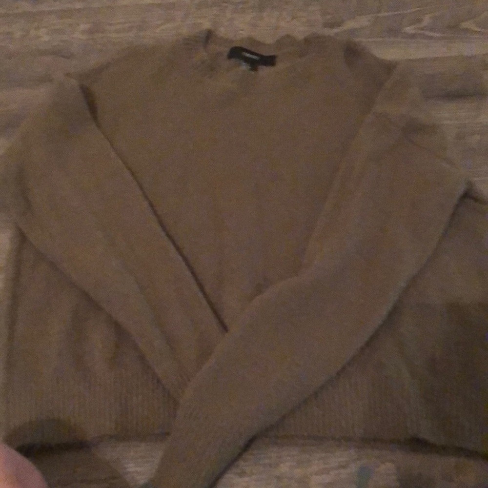 Army green short sweater
